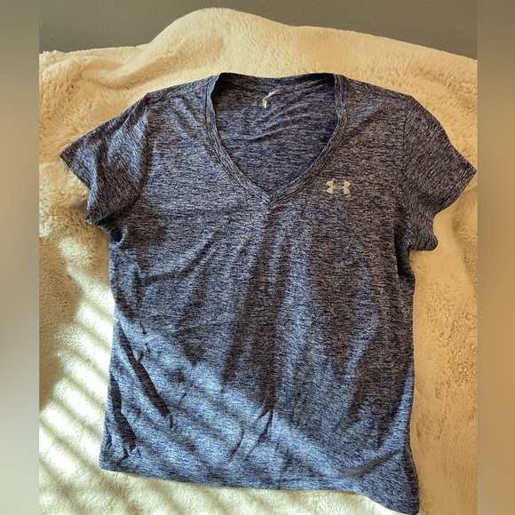 Under Armour Tops - Under Armour Women's Heathered Blue V-Neck Tee